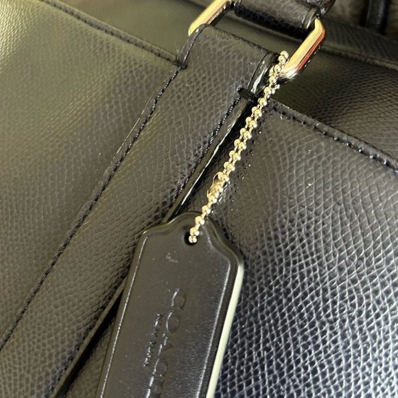 Beautiful!! Barely used, like new condition. Leather Coach briefcase laptop bag - Picture 8 of 16